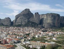 ΜΕΓΑΛΟ ΔΩΡΟ ΑΠΟ ΤΑ ΠΑΡΑΠΟΛΙΤΙΚΑ 90,1 ΚΑΙ ΤΗΝ ΕΚΠΟΜΠΗ ’ΗΤΑΝΕ ΔΙΚΑΙΟ ΚΑΙ ΕΓΙΝΕ ΠΡΑΞΗ’