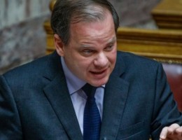 Καραμανλής στα Παραπολιτικά 90,1: Επιβλήθηκαν ήδη τα πρώτα πρόστιμα για τη μη χρήση μάσκας στα λεωφορεία