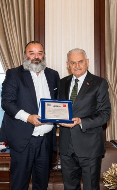 Δωρεά αλληλεγγύης 1 εκατομμυρίου ευρώ από τον Μάριο Ηλιόπουλο και την Seajets στους σεισμόπληκτους της Τουρκίας