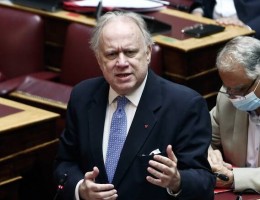 Κατρούγκαλος στα Παραπολιτικά 90,1: Κάθε αμφισβήτηση των κυριαρχικών μας δικαιωμάτων πρέπει να αντιμετωπίζεται
