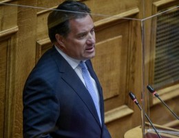 Γεωργιάδης στα Παραπολιτικά 90,1: Δεν υπάρχουν ημερομηνίες για το άνοιγμα της αγοράς - Όλα θα εξαρτηθούν από την επιτροπή των λοιμοξιολόγων