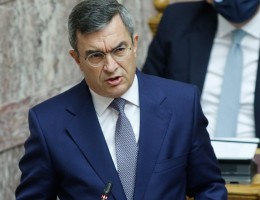 Λευτέρης Οικονόμου στα Παραπολιτικά 90,1: «Με μάσκα, αποστάσεις και παρουσία αστυνομίας οι συγκεντρώσεις έως 100 άτομα»